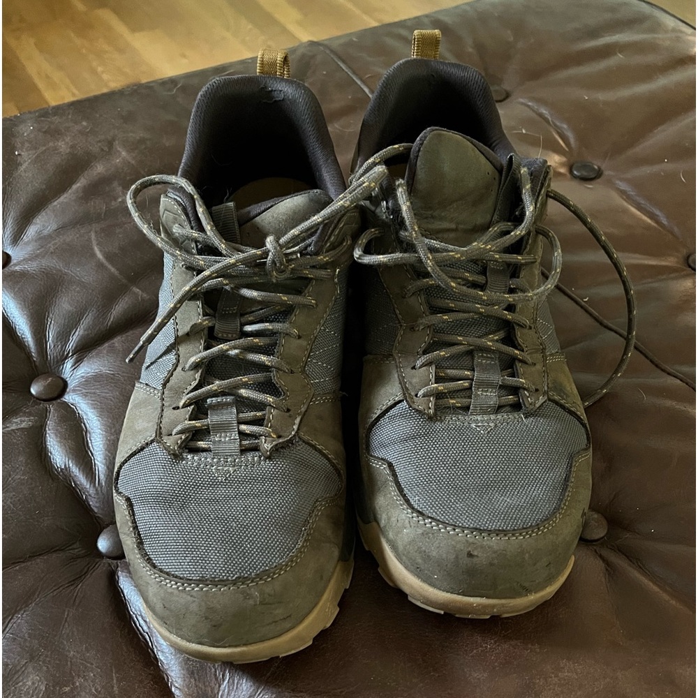 Men’s Oboz shoes